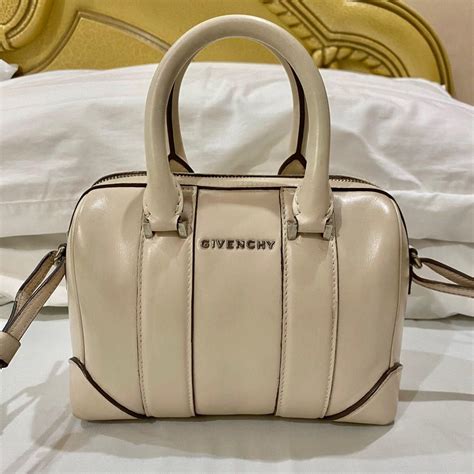 smalal givenchy lucrezia|Micro bags .